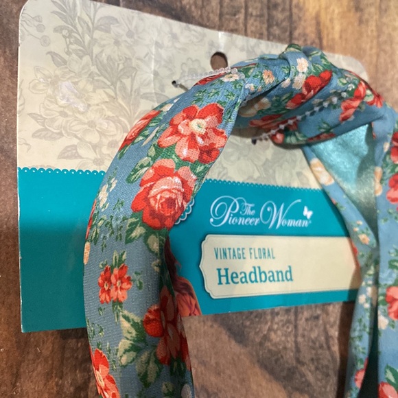 The Pioneer Women Headband and 3 rolls of Ribbon - Picture 2 of 10